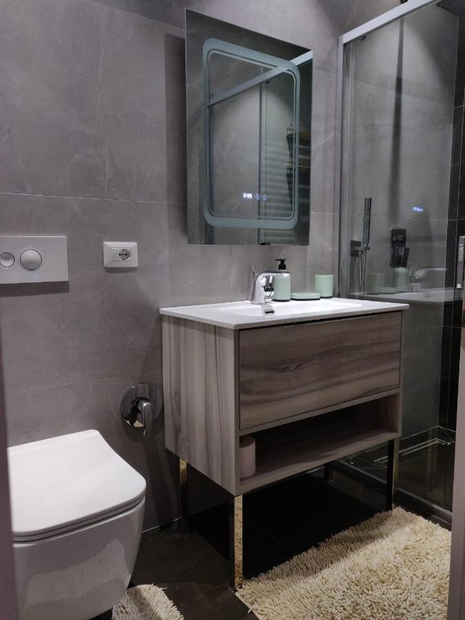 E&A Apartments Guesthouse Durrës Buitenkant foto